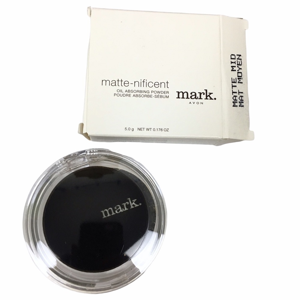 mark. Matte-Nificent Pressed Powder Oil Absorbing Compact Mirror Puff Matte Mid